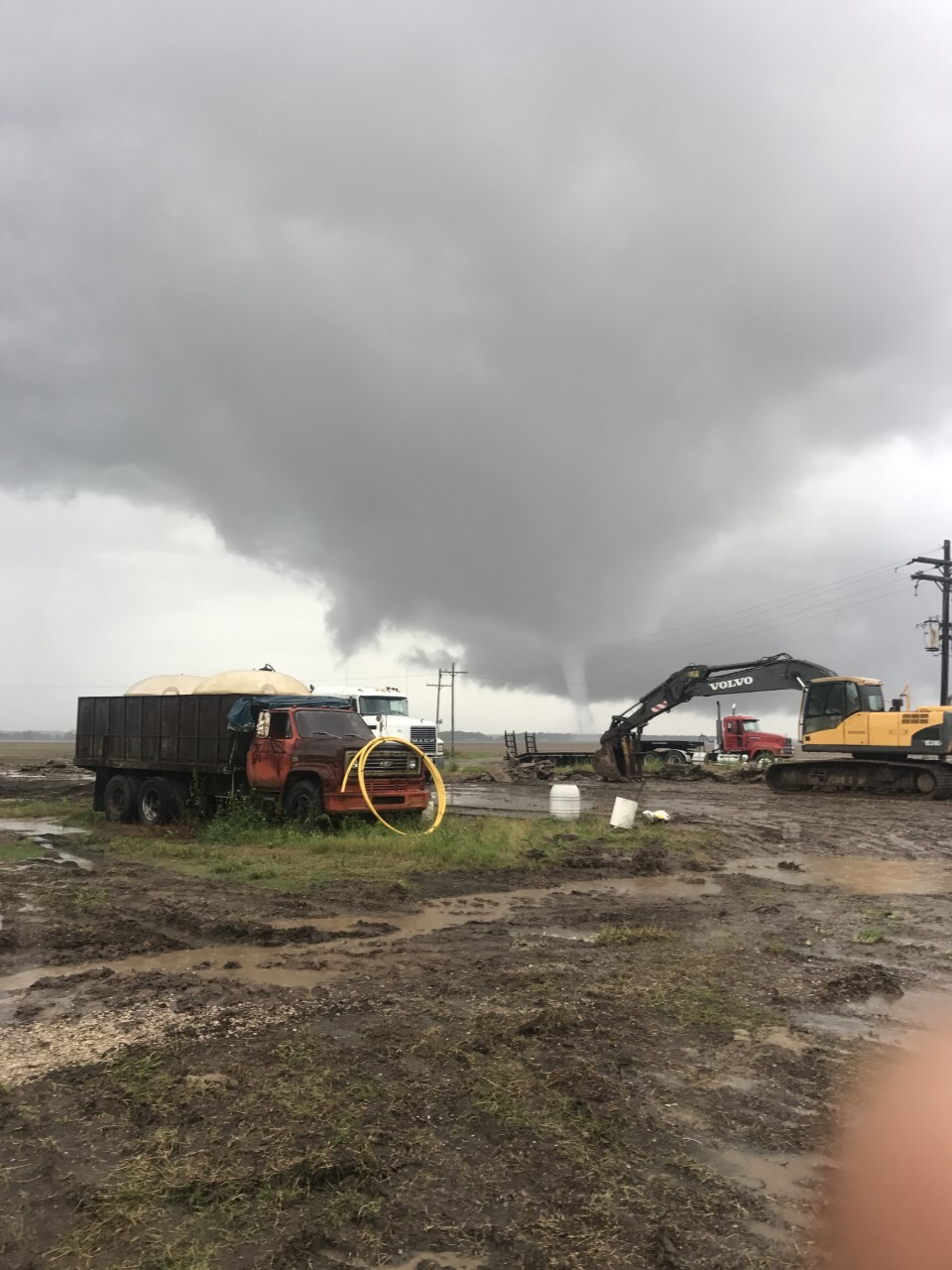 possible tornado port barre.jpg