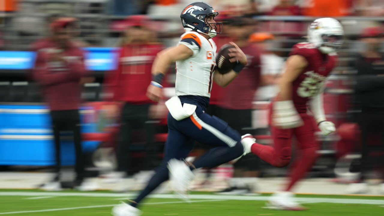 APTOPIX Broncos Cardinals Football