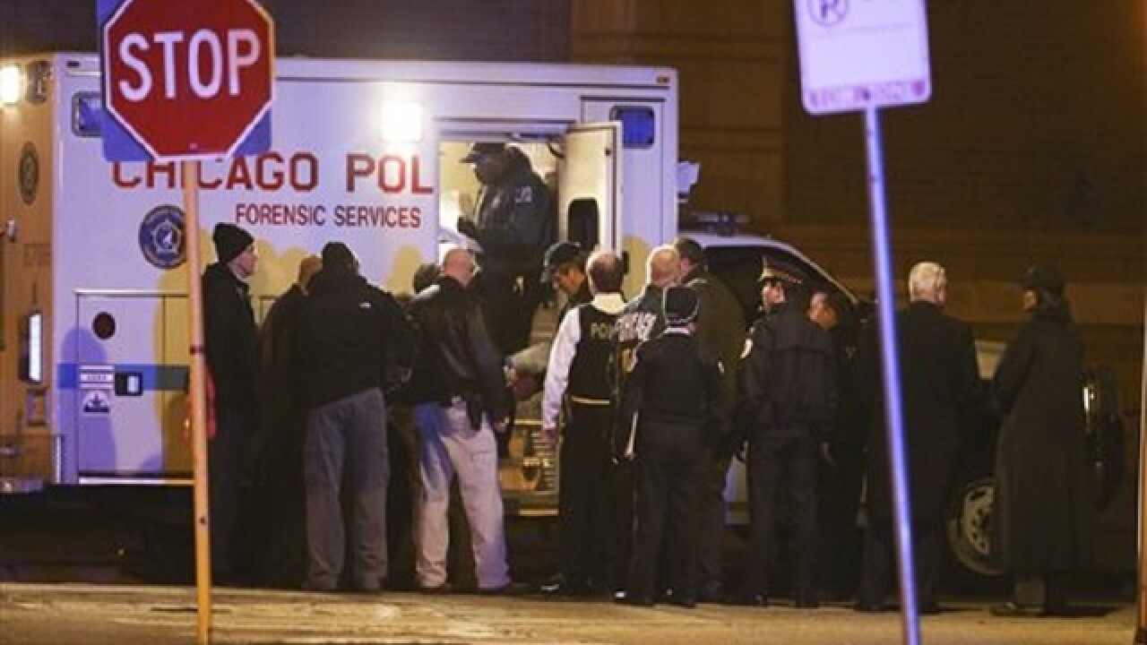 3 officers hurt in shootout, suspect killed