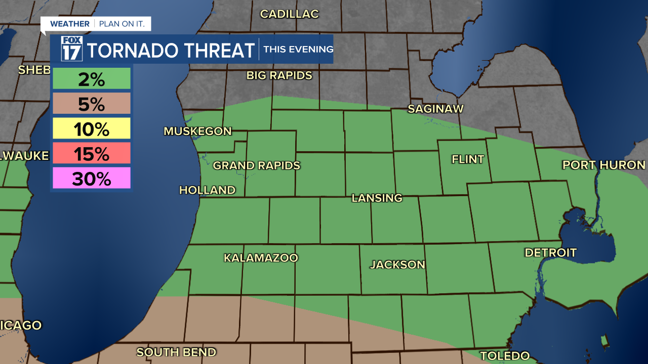SPC TORNADO RISK.png
