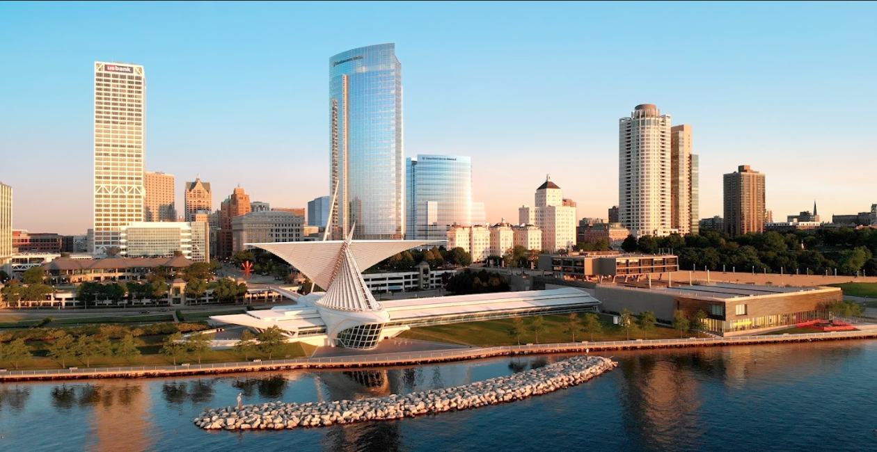 Skyline with new NWM tower.png