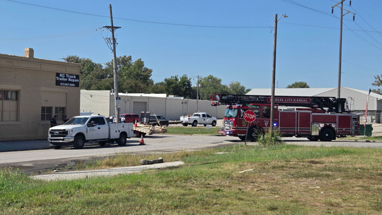 kck gas line hit.JPG