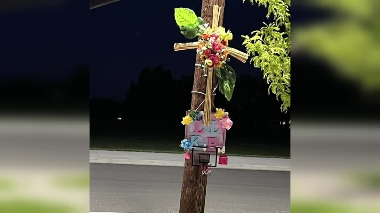 Cross on Memorial 