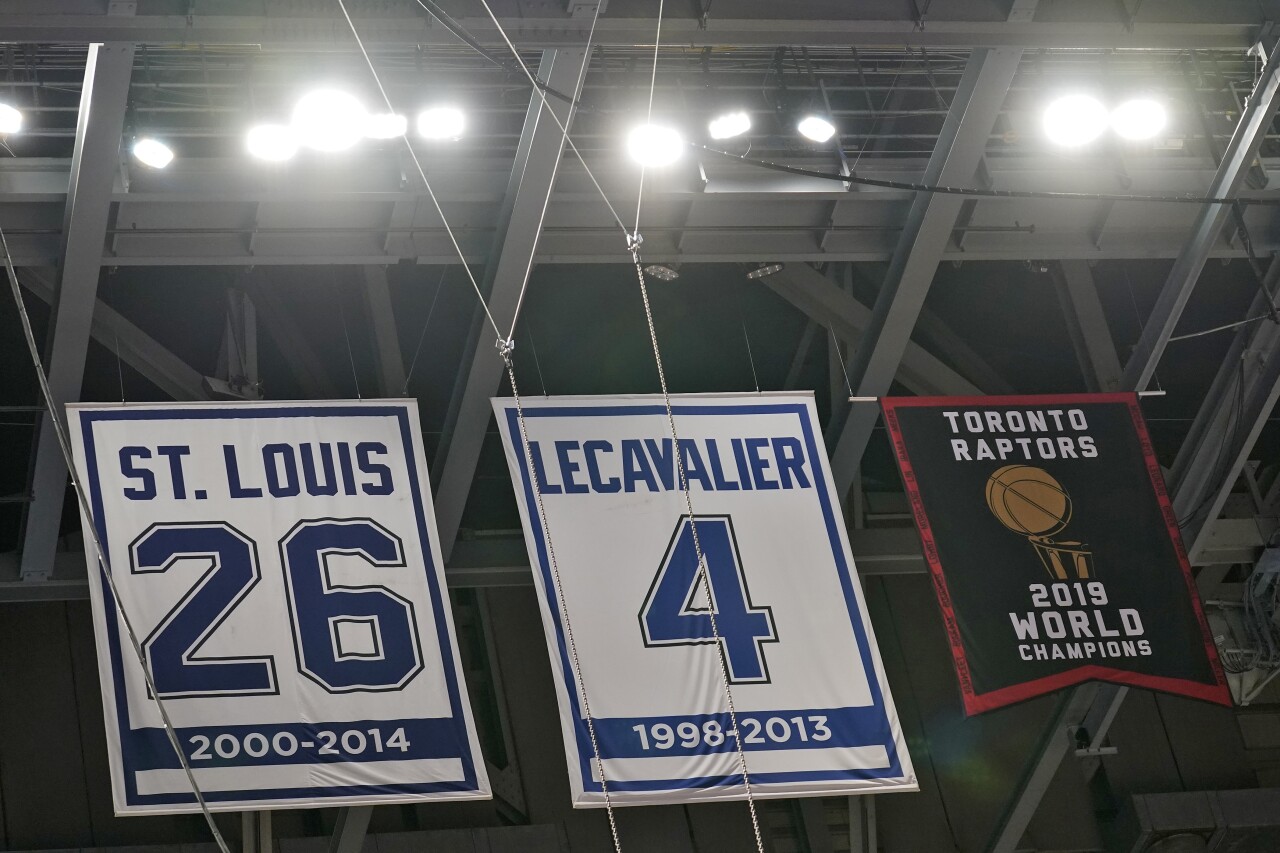 'Toronto Raptors 2019 World Champions' banner hangs at Amalie Arena