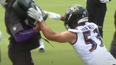 RAVENSTHUMB.jpg
