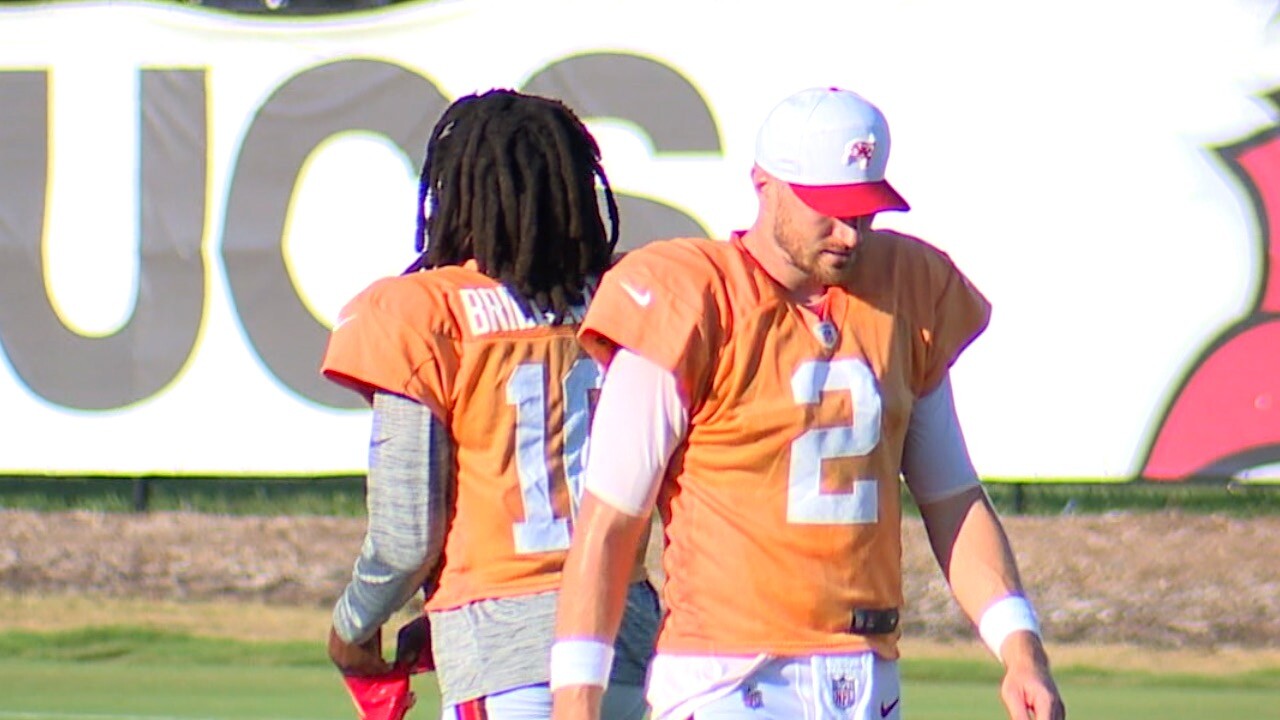 530 Kyle PKG Bucs Practice.jpg