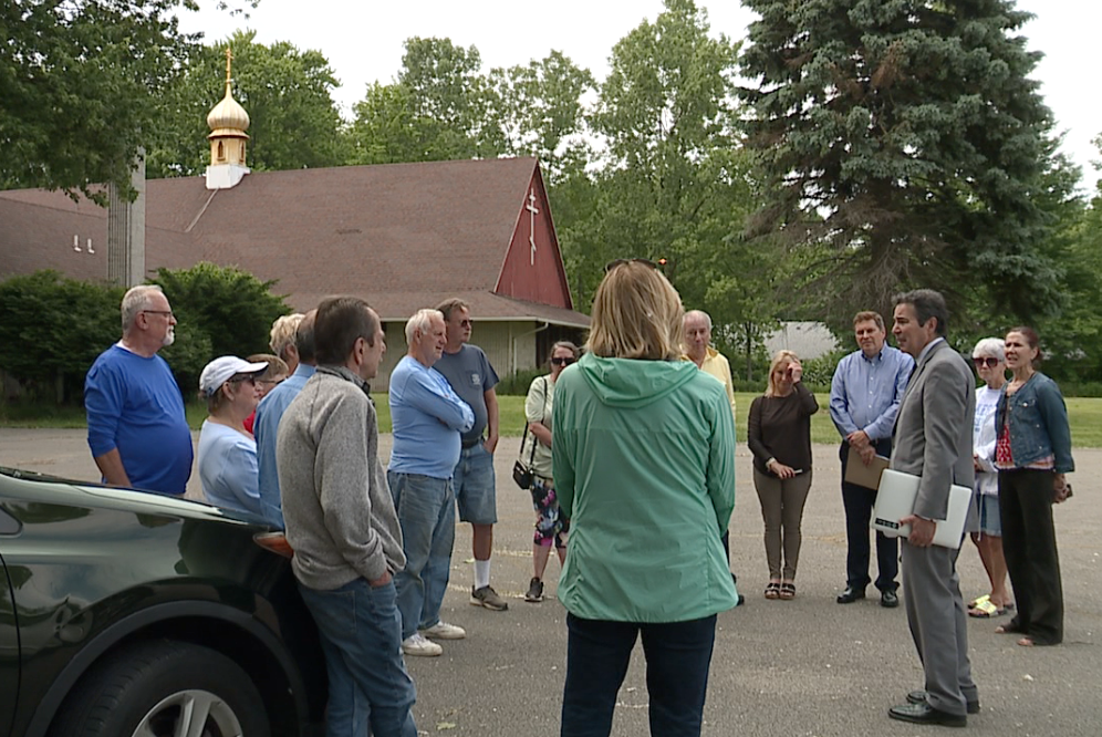 Mentor-on-the-Lake residents fight Dollar General proposal at old church site