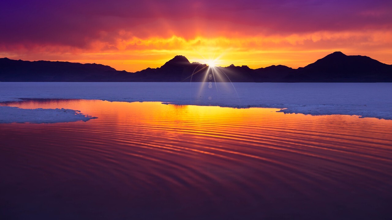 Bonneville Salt Flats sunset.jpg