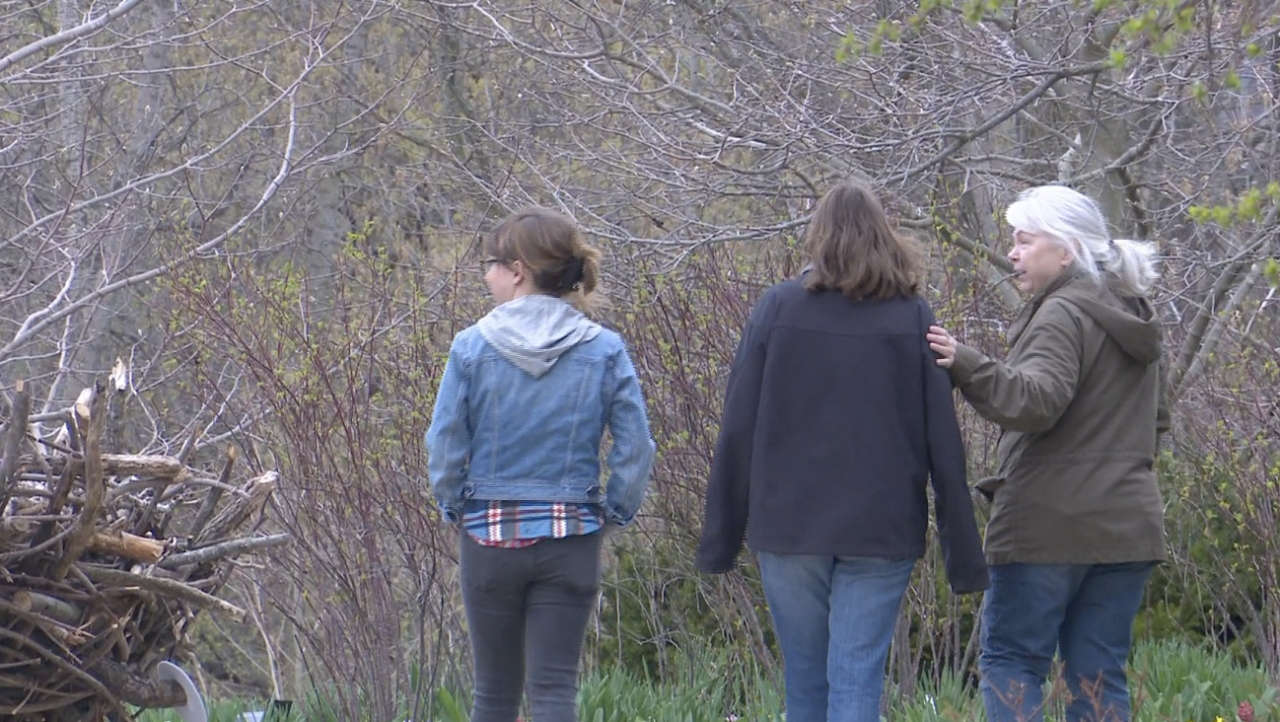 Honoring Mom: Families celebrate Mother's Day at the Green Bay Botanical Gardens