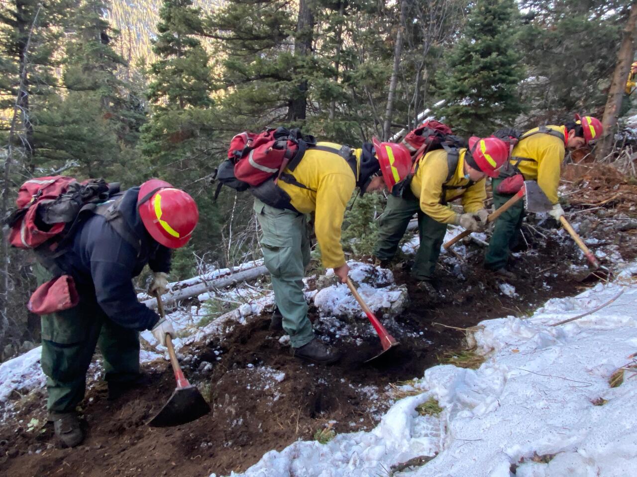 Cameron Peak Fire_digging trenches
