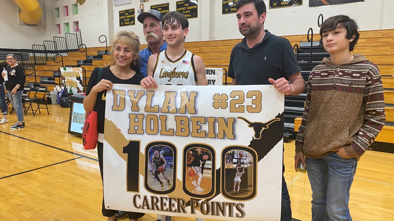 Hebbronville's Holbein reaching 1,000 point club