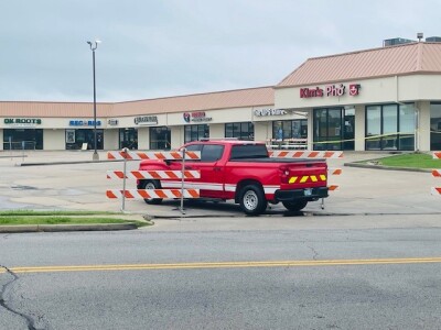 22 businesses forced to close as methane leak shuts down Owasso shopping center