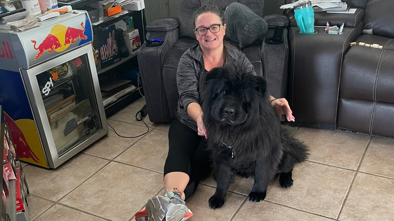 Tully's Tails Charlie Katina Simoff.png