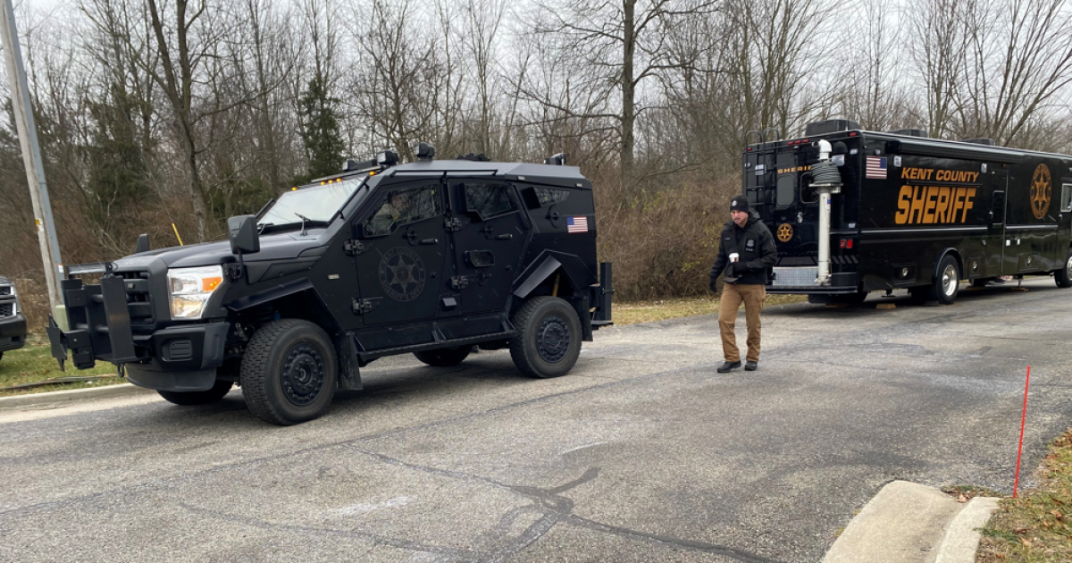 Man captured after police standoff