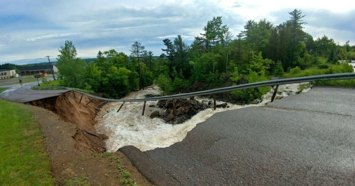 Flash flooding washes out roads in Michigan