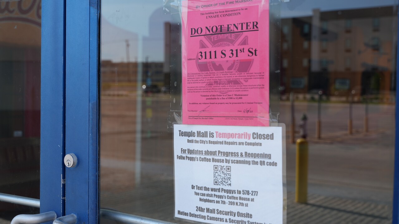 TEMPLE MALL CLOSURE.JPG