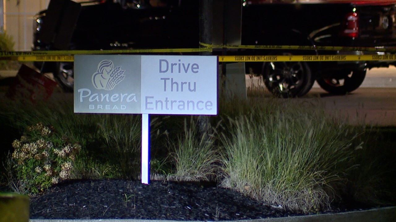 Panera shooting Northfield Center 4.jpg