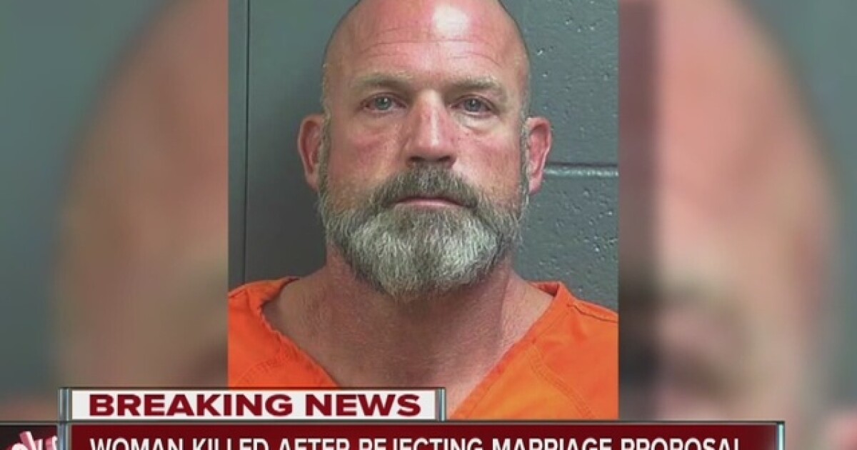 Greensburg man walks into police station, says he killed girlfriend