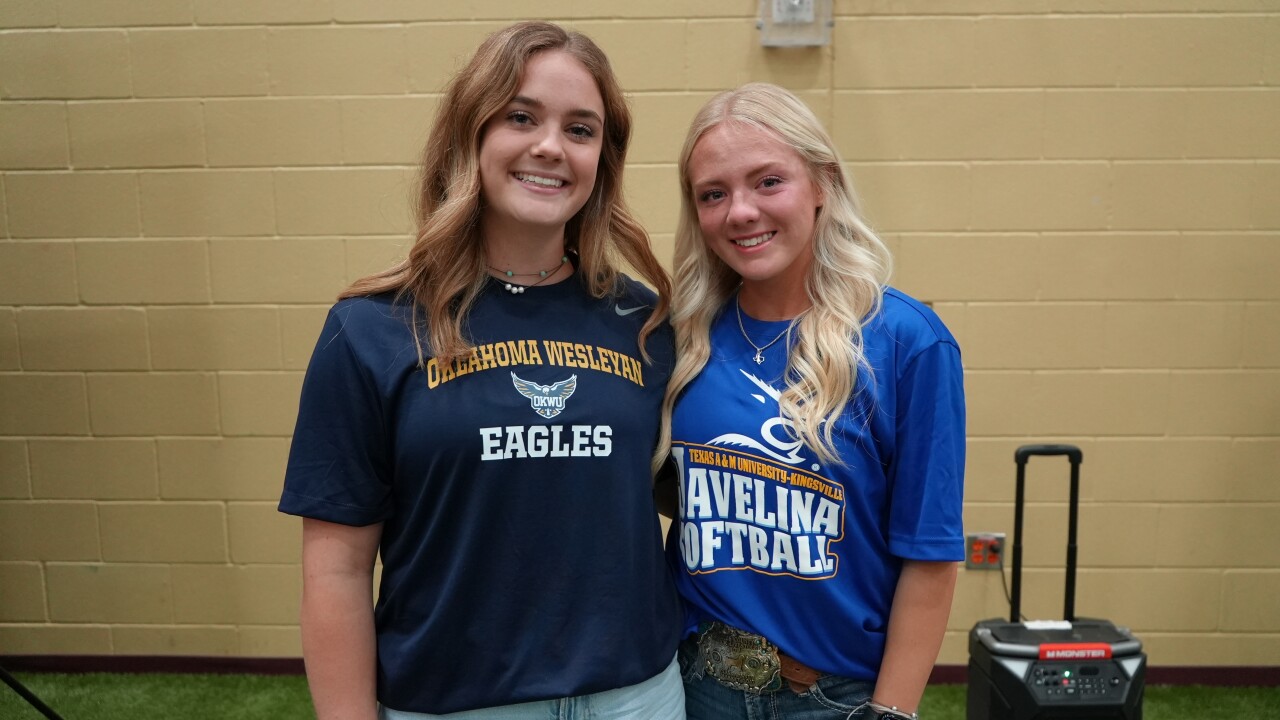 Tuloso-Midway's Goldie Hill and Madison Gummelt