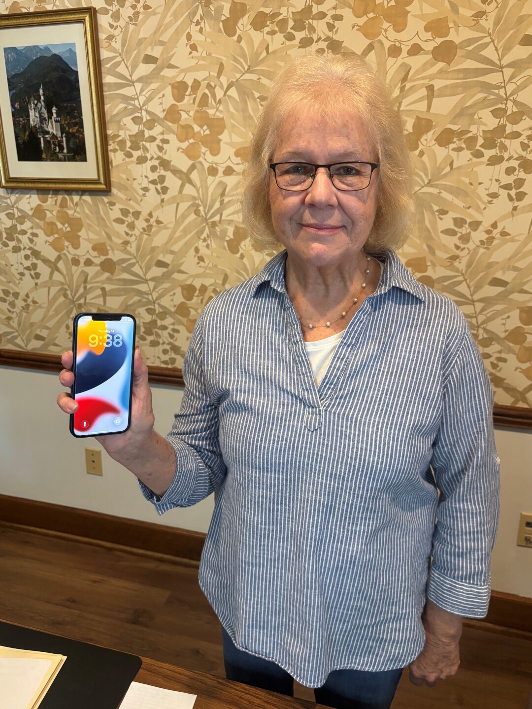 LindaBarron.jpg
