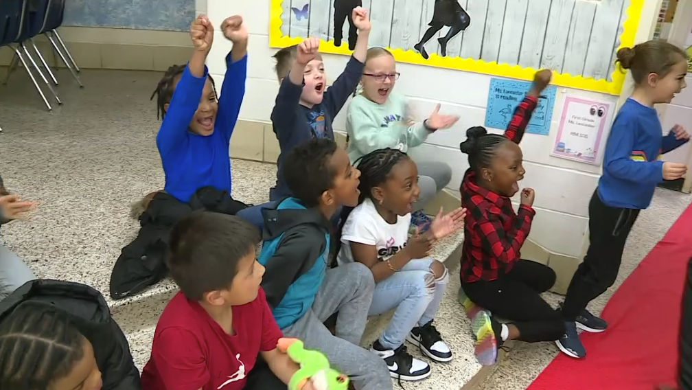 JB Fisher Elementary students in Richmond are super excited to get new books thanks to Scripps' 'Give a Child a Book' campaign