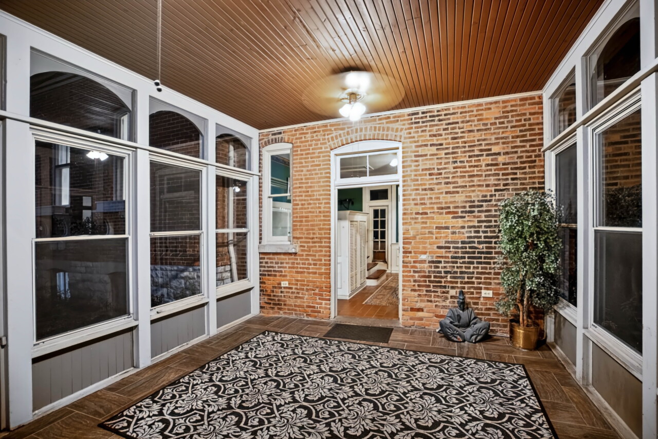 Hudson-Evans House 79 Alfred - 29.jpg