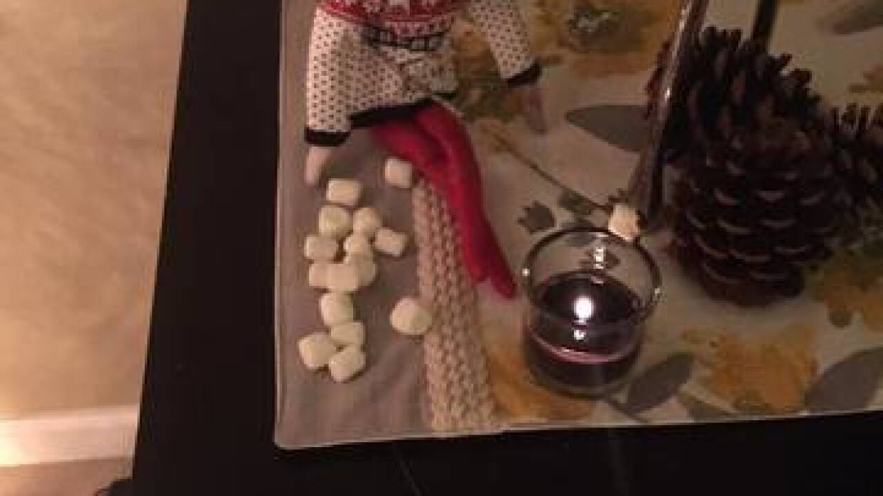 2016 Elf on the Shelf Photos & Ideas