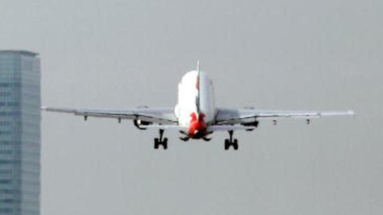 FAA American flight aborts takeoff from Phoenix airport FAA American flight aborts takeoff from Phoenix airport