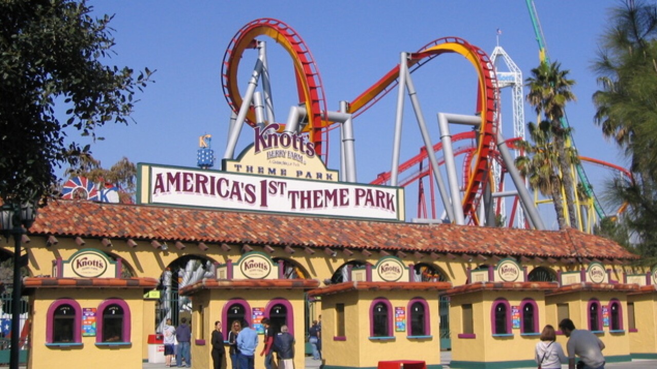 Knott’s Berry Farm to stay closed until May