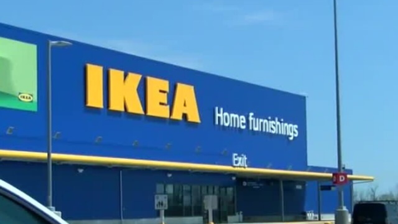 Ikea Oak Creek S Sidewalk Sale Is This Weekend