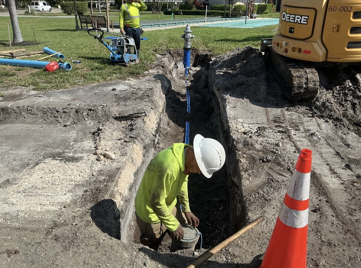 Crews working the Ironwood water drainage improvement project. Credit: The City of Bradenton.