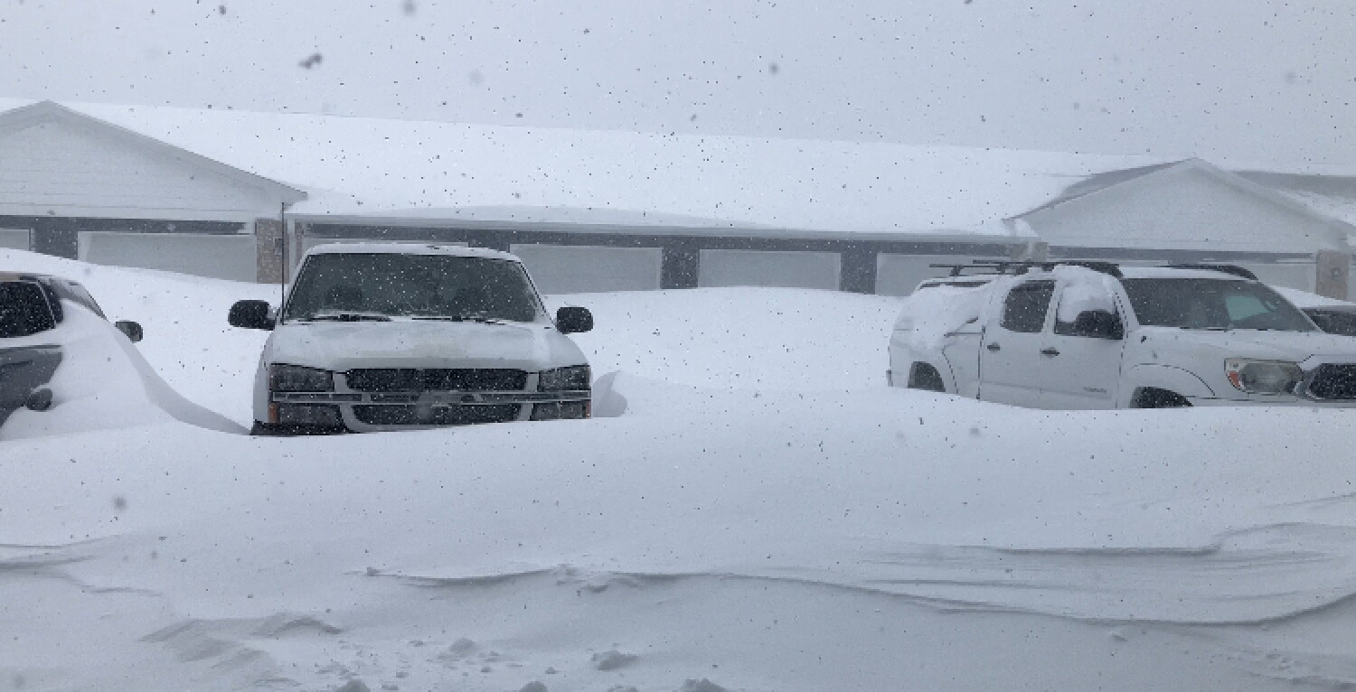 Door county residents snowed in as blizzard dumps feet of snow