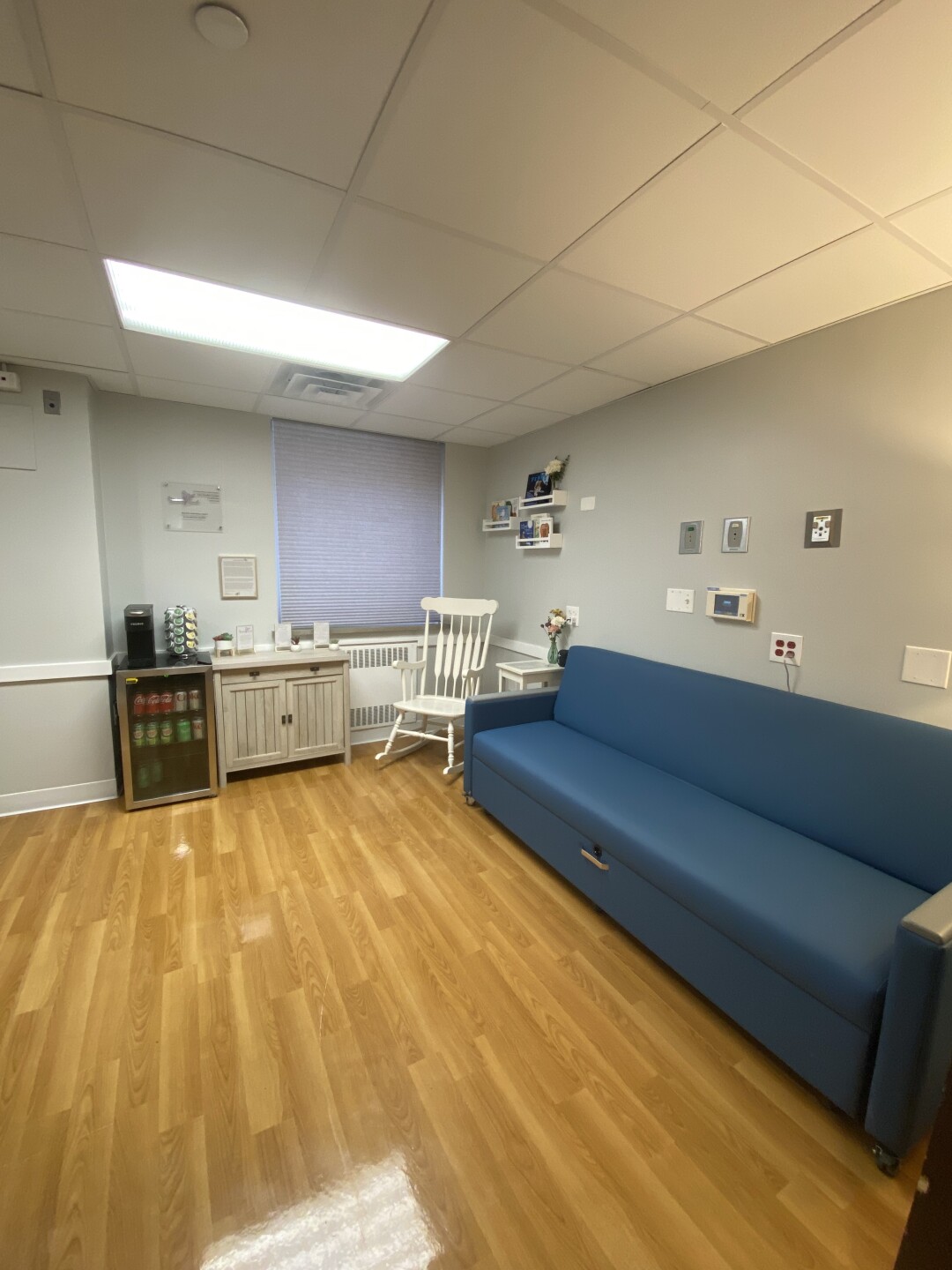 3. Sitting Area.jpg