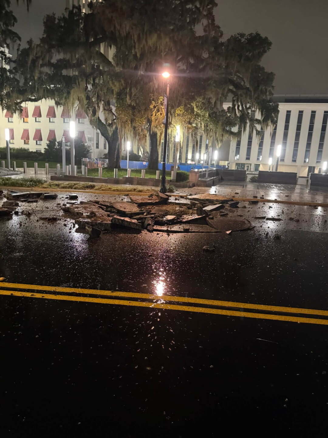 Underground electrical fire closes roads, courthouse in downtown Tallahassee