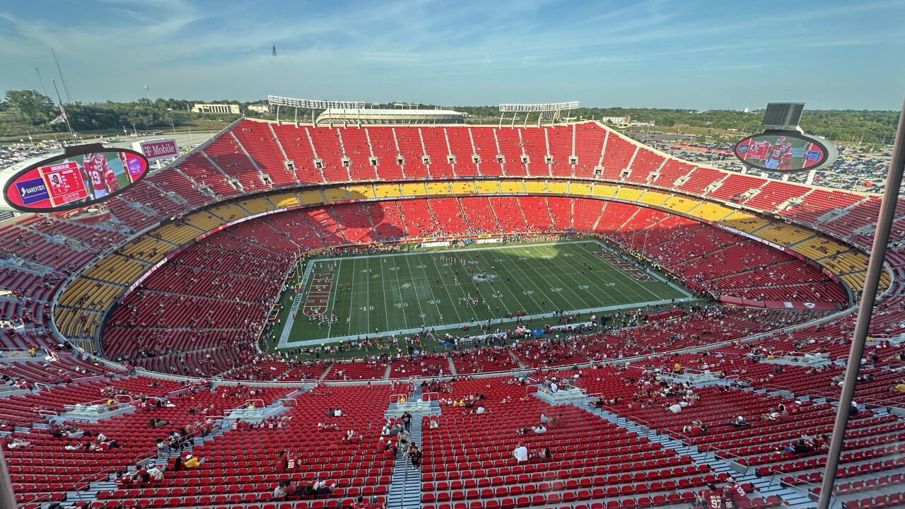 chiefs vs seahawks arrowhead stadium 8/28