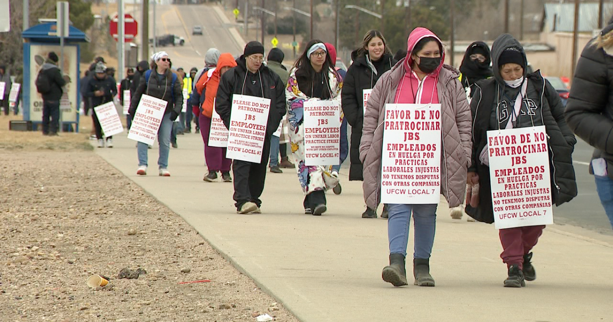 Workers plan to halt strike at major Greeley meatpacking plant and resume negotiation