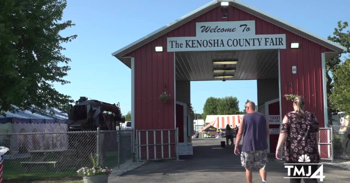 Kenosha County Fair 2025 kicks off with animal auctions, tractors
