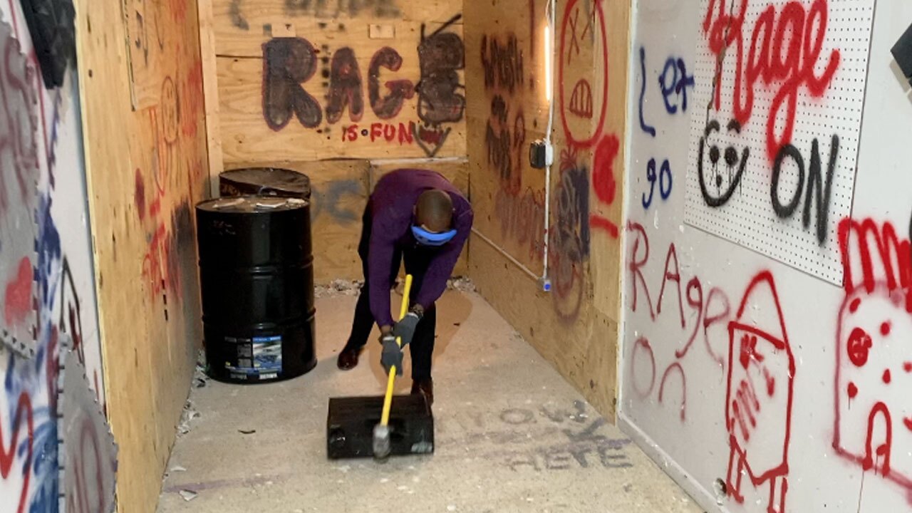 rage-room-at-Hammer-Freaks-WFTS-JJ-1.jpg