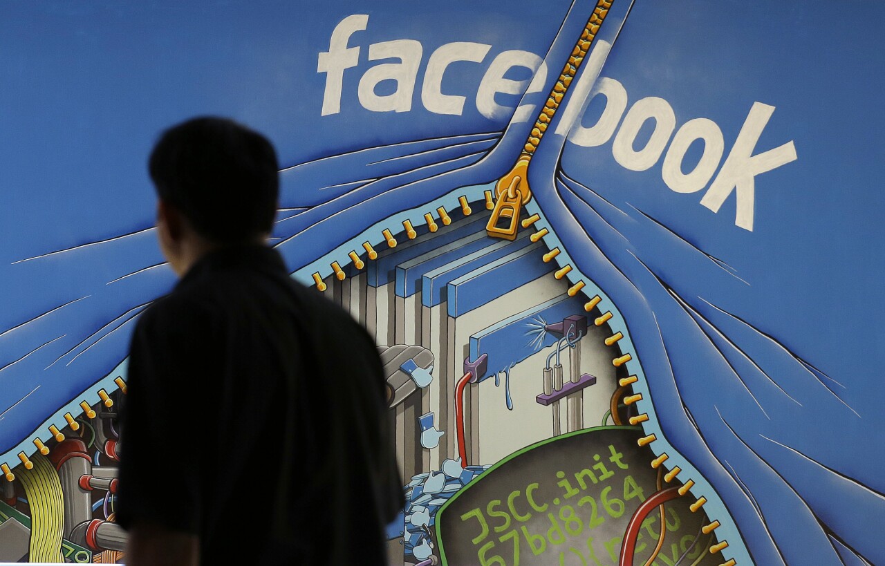 Facebook unzipped mural news literacy
