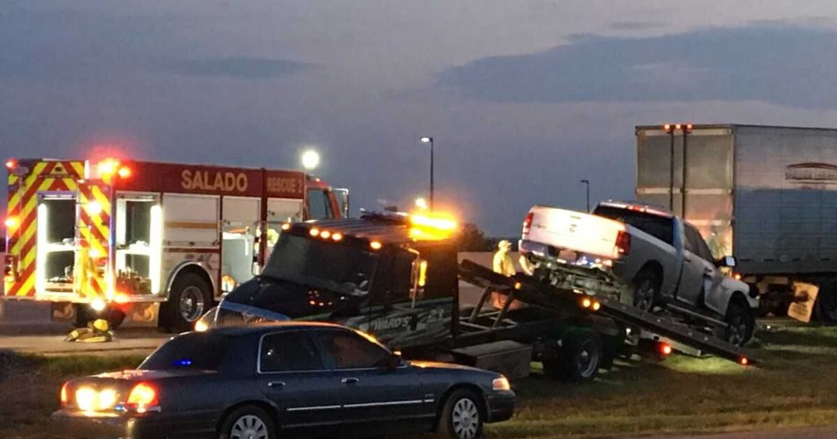 Man Killed In Early Morning Crash On I 35 Identified