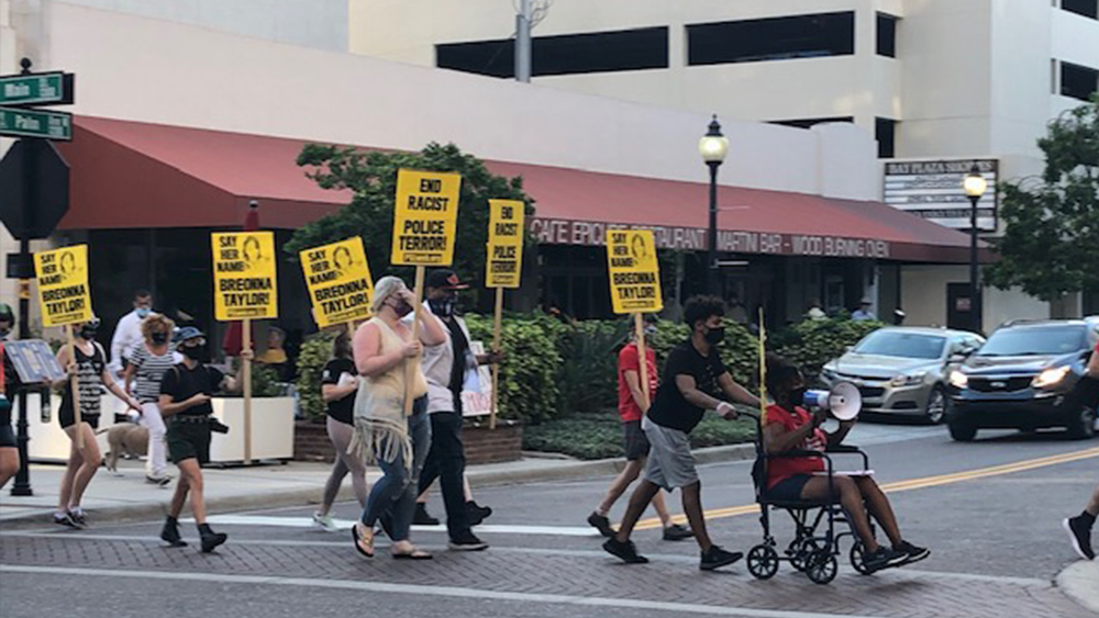 Sarasota-Demonstration-Julie-Salomone.png