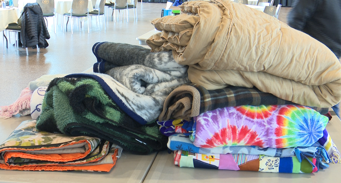 Blanket Blitz: Community comes together to help people stay warm this winter