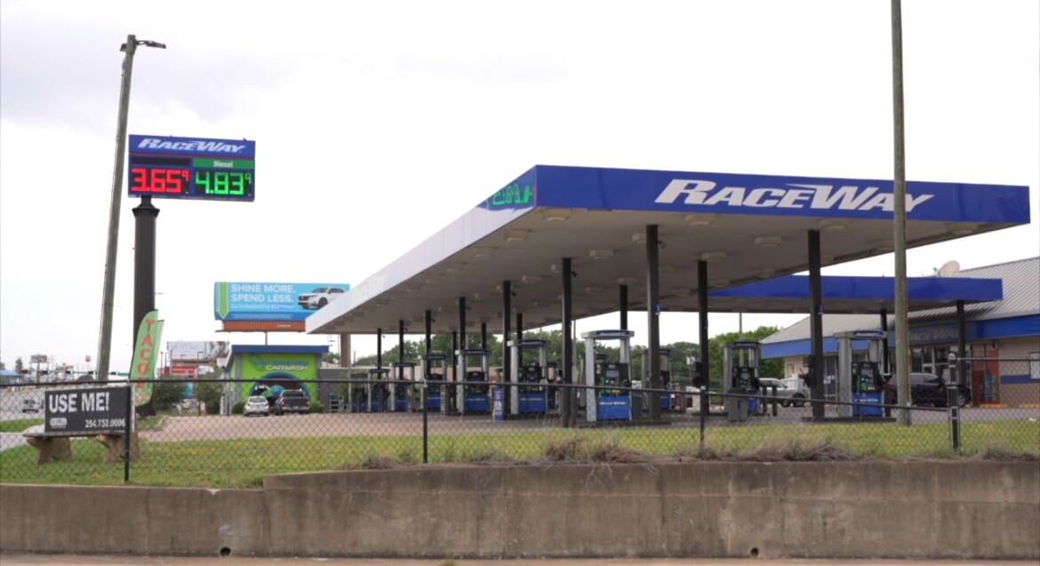 Waco Raceway reopens amid ongoing contaminated fuel complaints