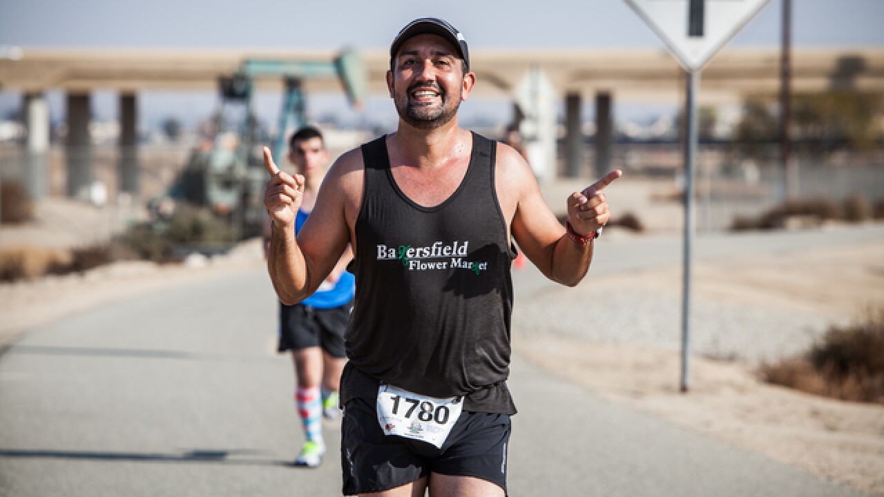 Photos: Bakersfield Marathon Mile 10 and Mile 23