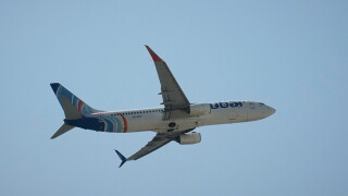 Mideast Emergency Landing
