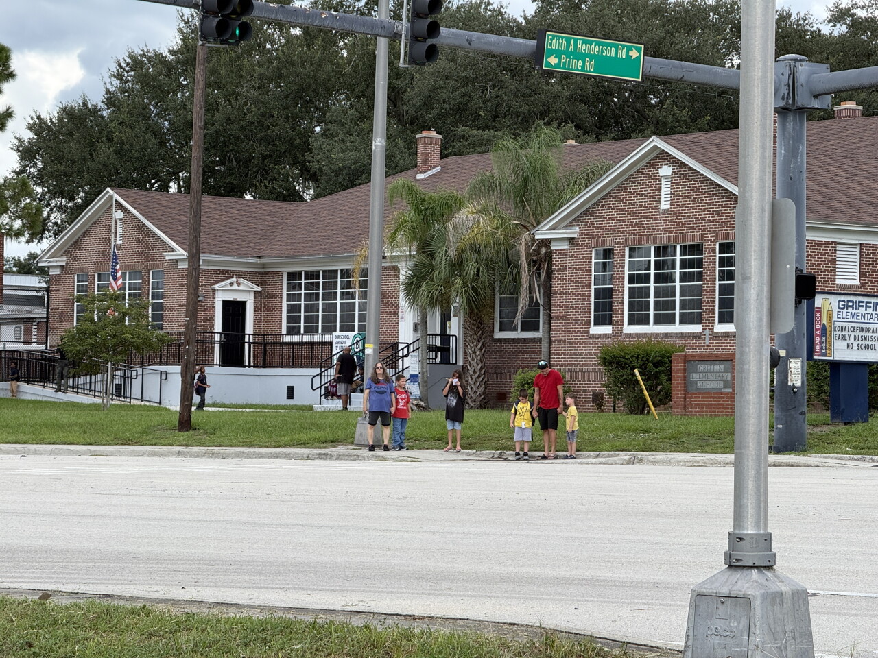 Crossing at Griffin Elementary School in Lakeland