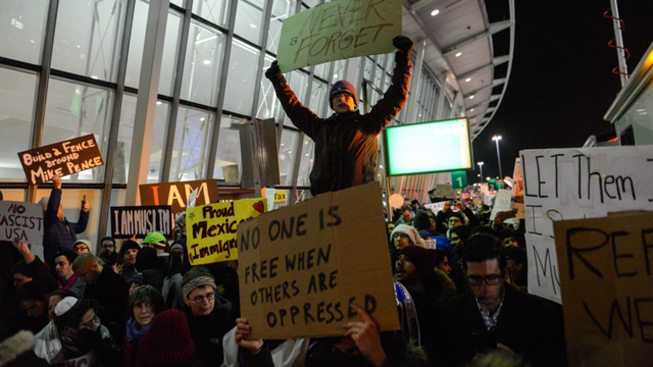 PHOTOS: Nationwide protests over immigration ban