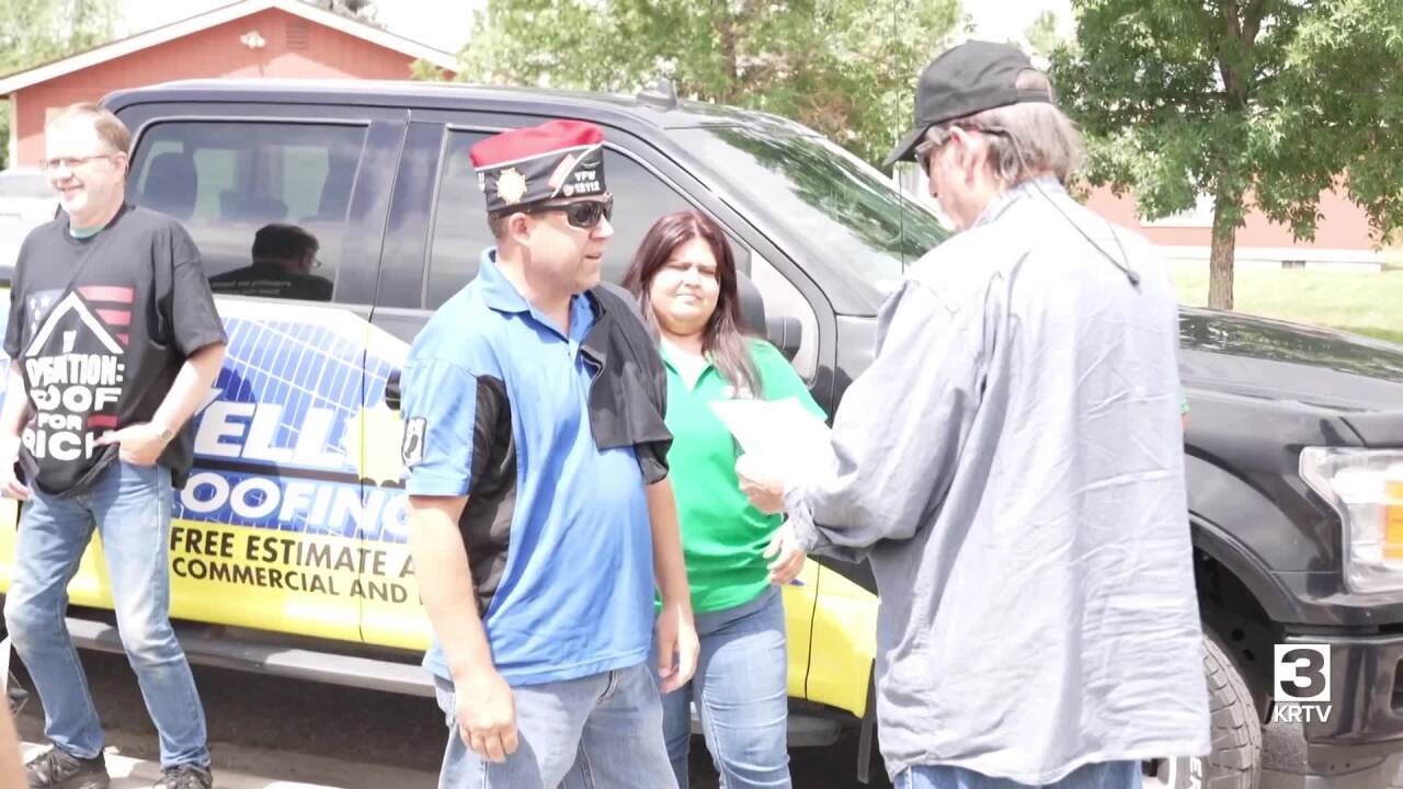 Community rallies to give military veteran a new roof