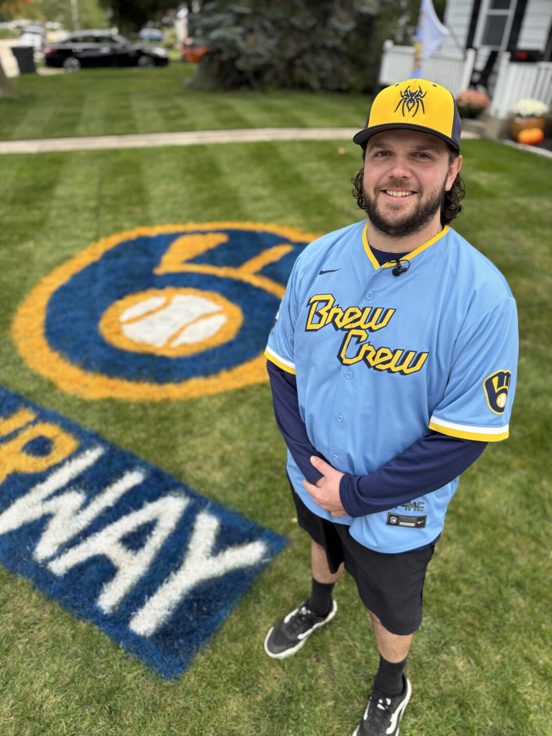 Duran has transformed his home into a celebration of the Milwaukee Brewers