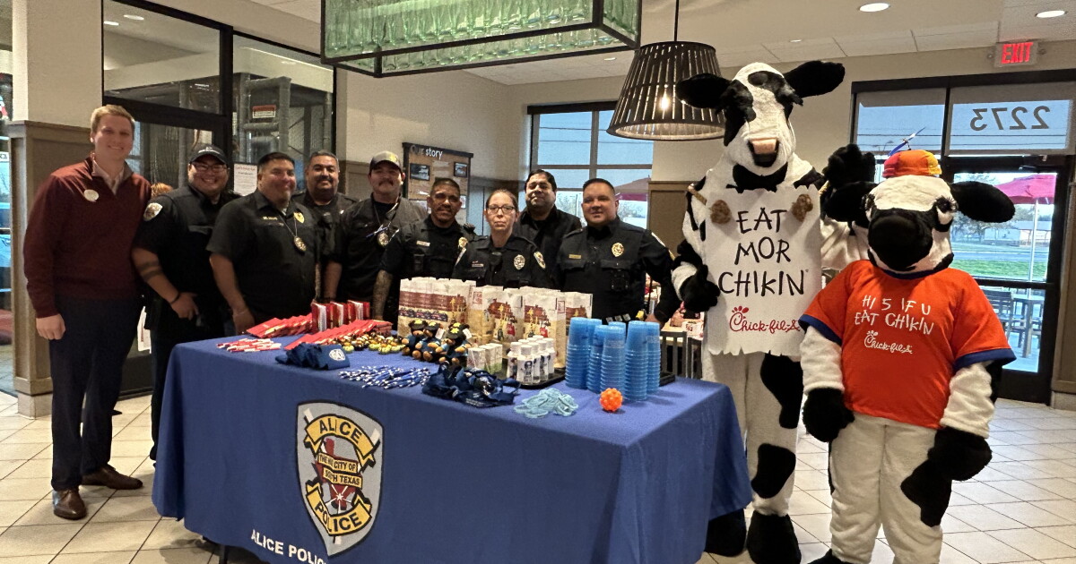 Alice PD on a mission to connect with their neighborhoods - Vimarsana News